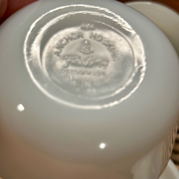 Anchor Hocking Set of Fire King Milk Glass Oven Proof Custard Cups or Ramekins - Picture 3 of 9